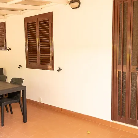 Villaggio Turistico Grotta Dell'acqua 3*